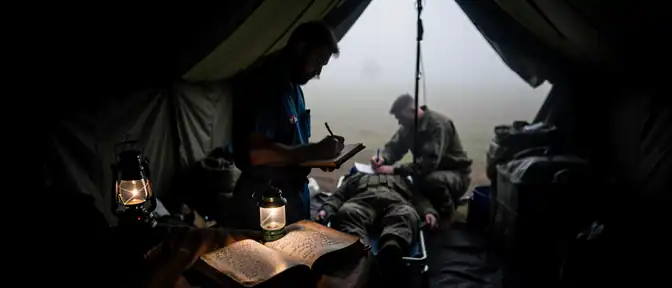 Военный медик Закат планирует выпустить книгу под названием Медицина не по шаблону для обучения бойцов оказанию помощи в боевых условиях